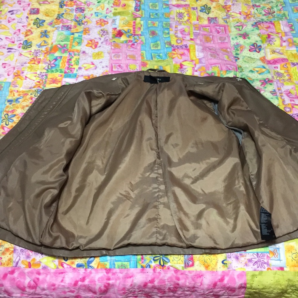 jacket - Picture 2 of 4